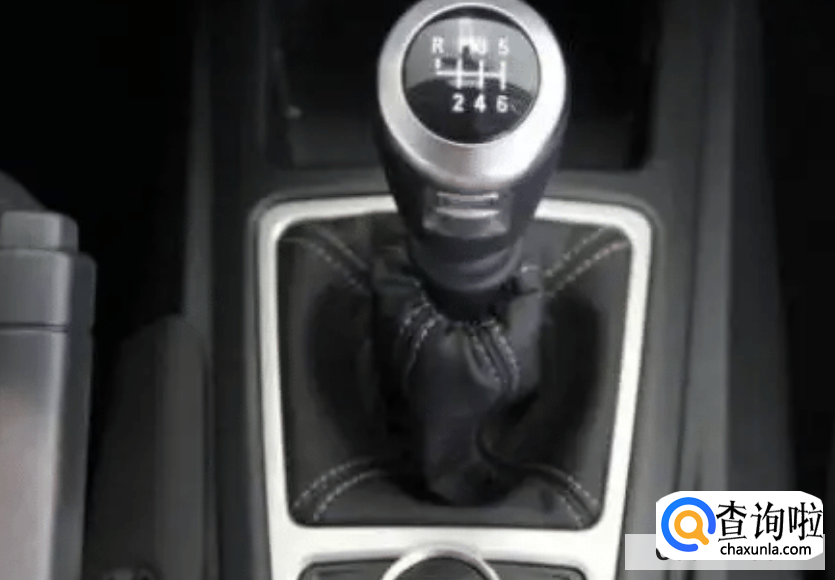手动挡车要注意什么