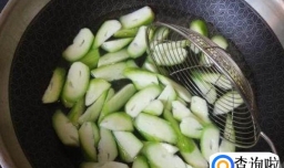 吃丝瓜需要焯水吗