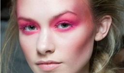 男生最讨厌女生哪四种妆容