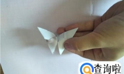 如何做一个折纸小蝴蝶？