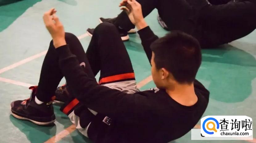 腹肌撕裂者是什么？