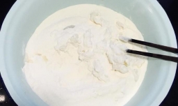 韭菜鸡蛋盒子的家常做法