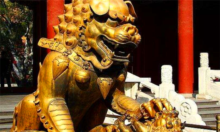 故宫铜狮子为什么没人敢摸