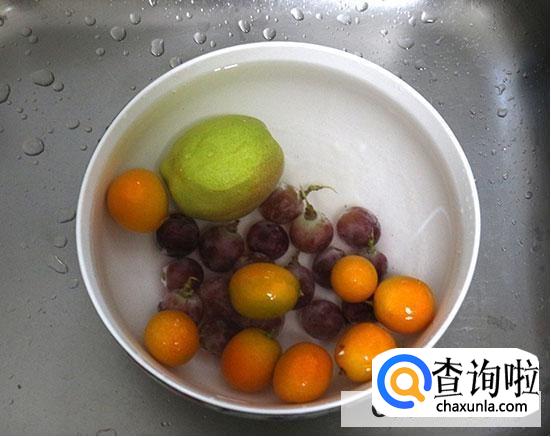 洗衣粉和消毒液能混着用吗