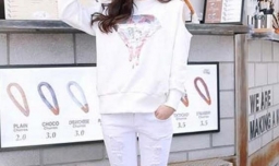 夏天穿什么颜色的衣服凉快