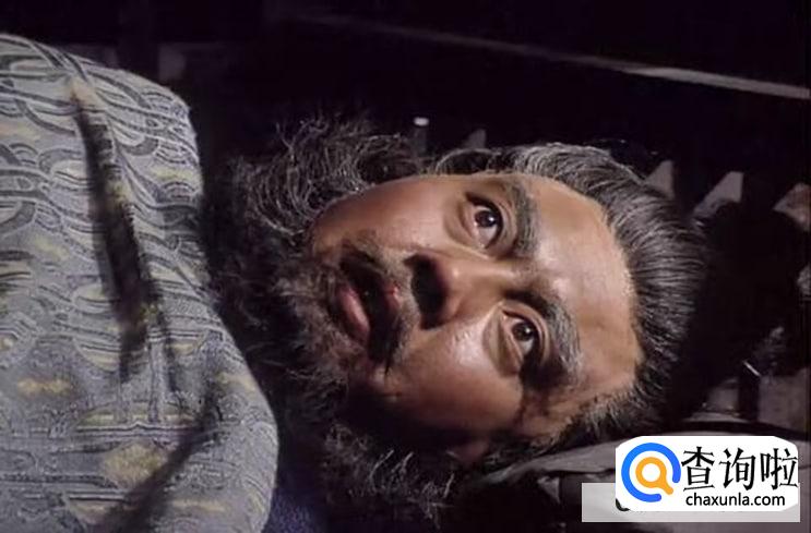 为什么有人睡觉眼睛是半睁的