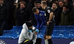 哈弗茨进球后手指骨折