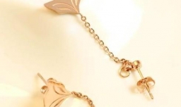 双耳洞怎样搭配才会出色