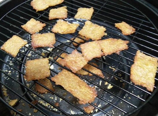 怎么用生的大米炸锅巴