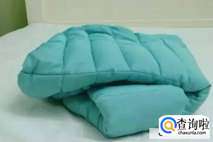 羽绒服臭味怎么去除