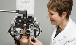 瞳距对配眼镜影响大吗？