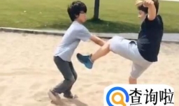 孩子在学校跟别的同学打架怎么办