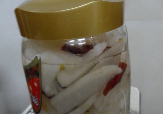 萝卜酸菜的做法和步骤