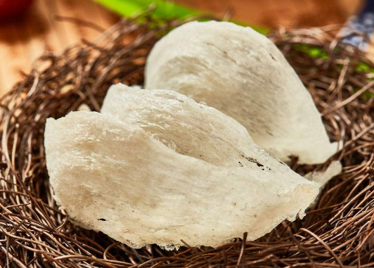 燕窝炖好后怎么保存