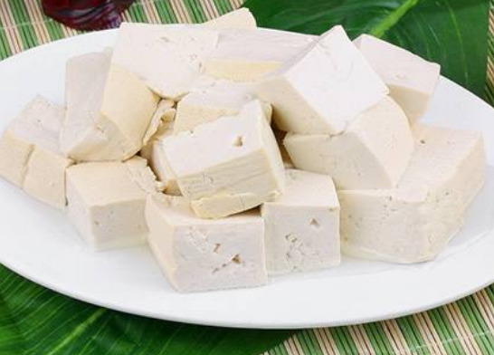 豆腐酸了还可以吃吗