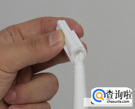 怎样拆卸玻璃胶粘的玻璃