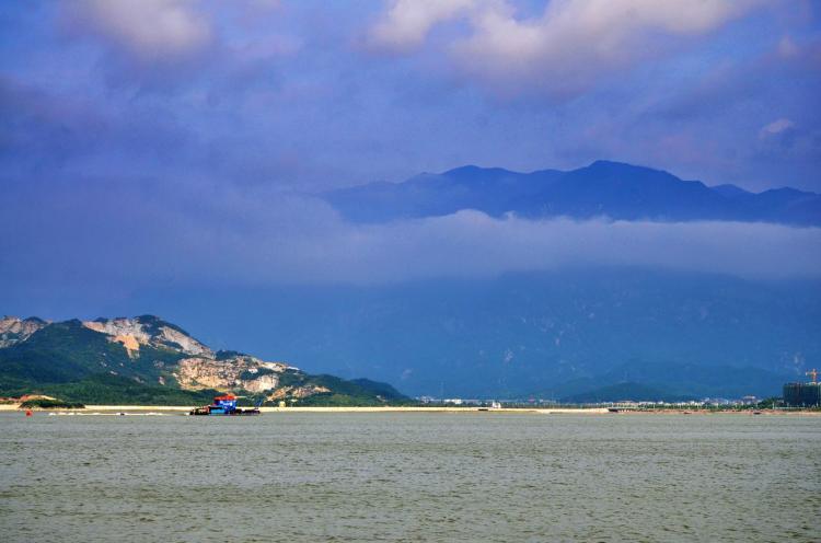 依稀是什么意思