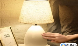 使台灯增亮的窍门