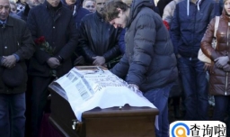 在哪些场合不可以笑呢