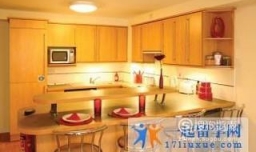 邓迪大学学生公寓如何及交通方便吗？附最近的机场