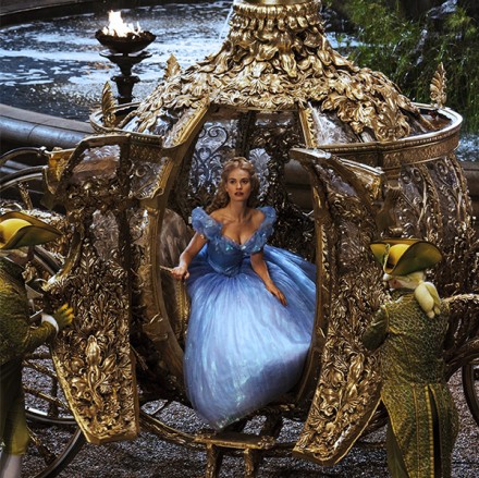 灰姑娘童话故事主要讲了什么