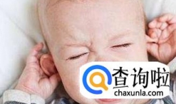 新生儿睡觉惊醒