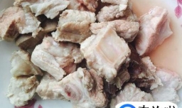 排骨莲藕煲怎么做