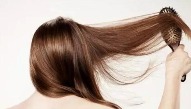 可以早上洗头吗？