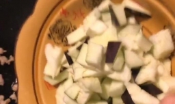 怎样做老北京炸酱面