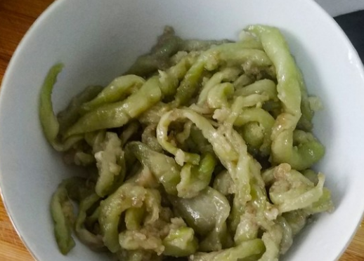 茄子面条的做法