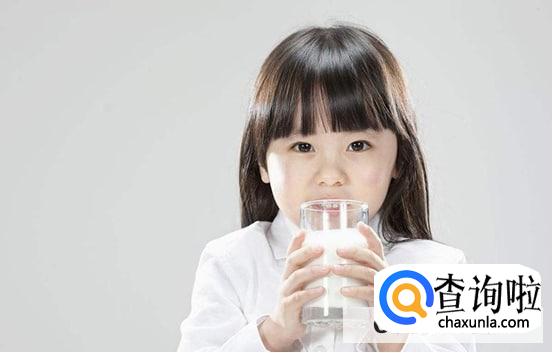 宝宝日常喝牛奶禁忌