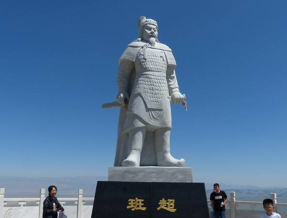 投笔从戎的主人公是谁