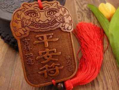 家里放桃木禁忌