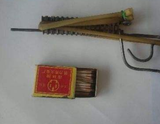 火柴盒上的皮是什么