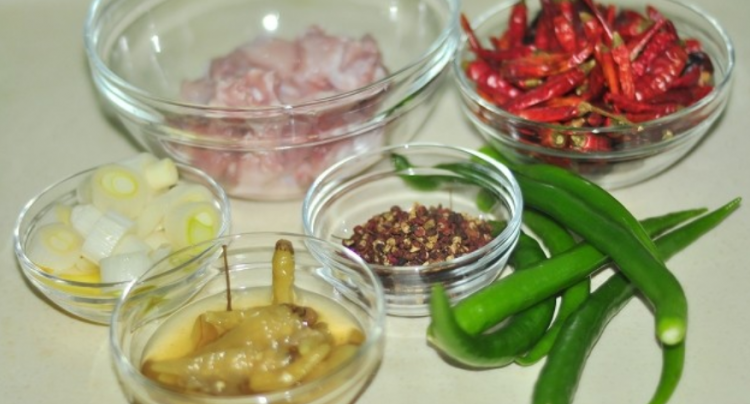 野山椒泡椒兔丁的做法