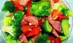 西兰花胡萝卜炒虾仁的做法