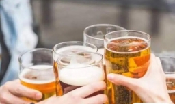 生活中的那些不良习惯让你的肾脏悄悄受伤