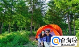 照相时想让脸显小有哪些技巧？