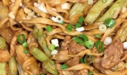 豆角焖面如何做？