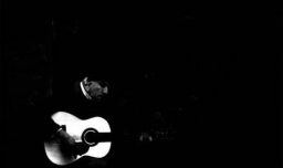 怎么拍出黑色背景的照片