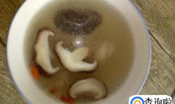 菌菇汤之鲜香菇肉片汤
