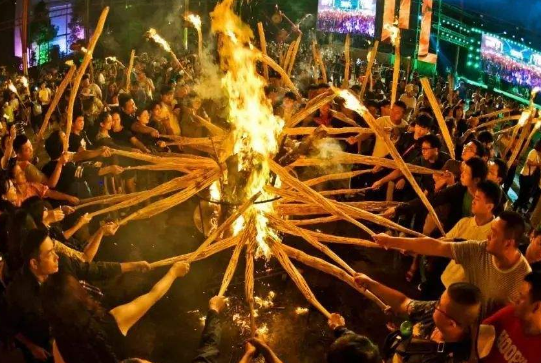 火把节是哪个民族的