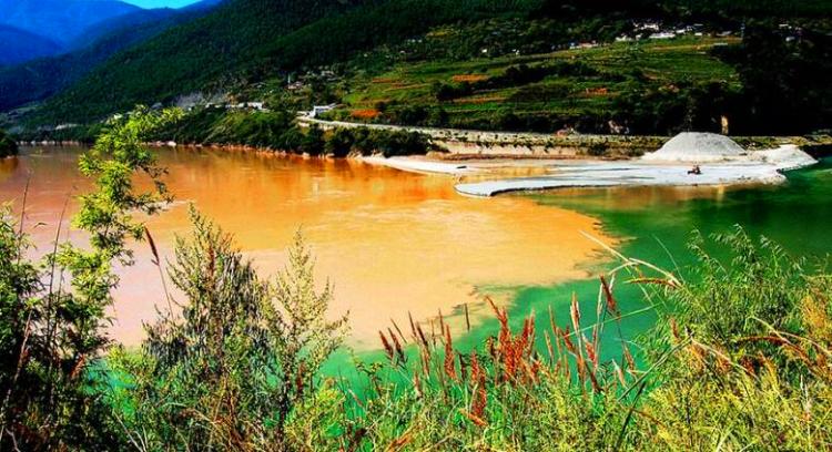 地球的水来自哪里