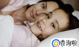 孩子睡觉想让家长陪同，孩子的要求应该满足吗？