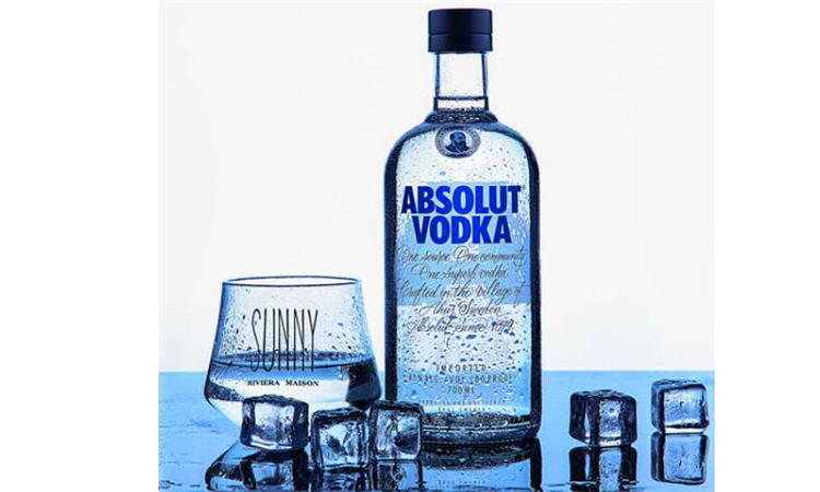 伏特加属于什么酒