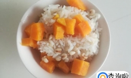 怎样用电饭锅做出香喷喷的红薯薏米营养饭