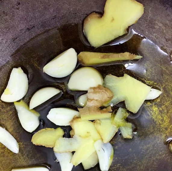 重庆鸡公煲的家常做法