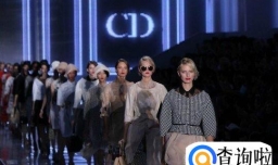 怎样才能参加巴黎时装周？