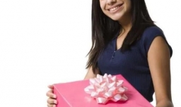 妇女节要放假半天 不放假有没有加班费