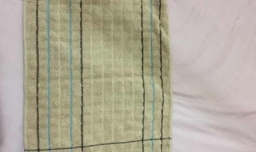 如何用废旧毛巾制作收纳袋？